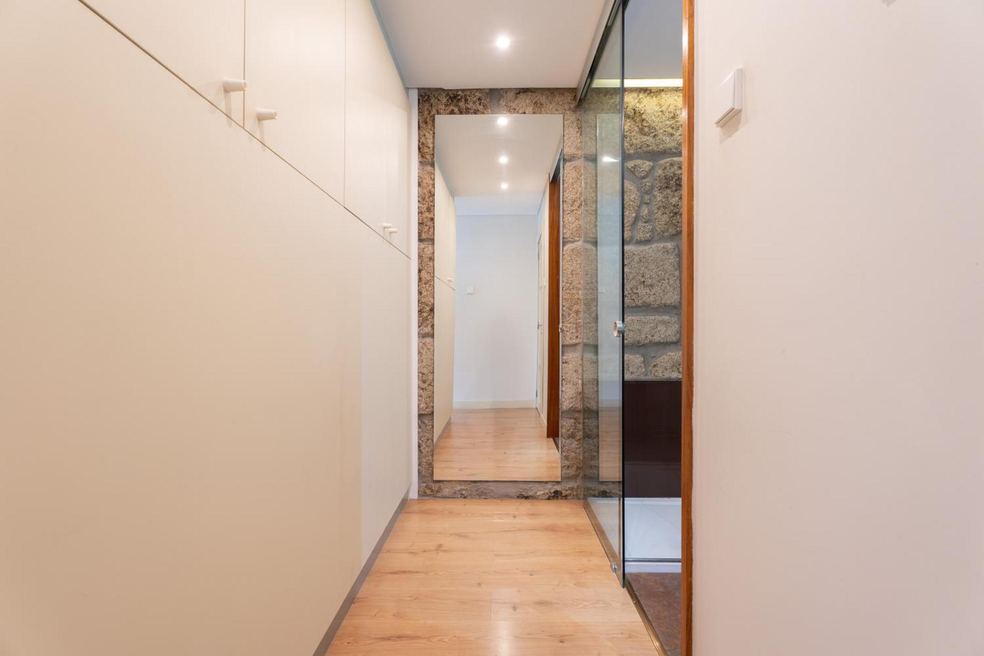 Ferienwohnung Host Wise - Colorful Bright Flat With Balcony Porto Zimmer foto