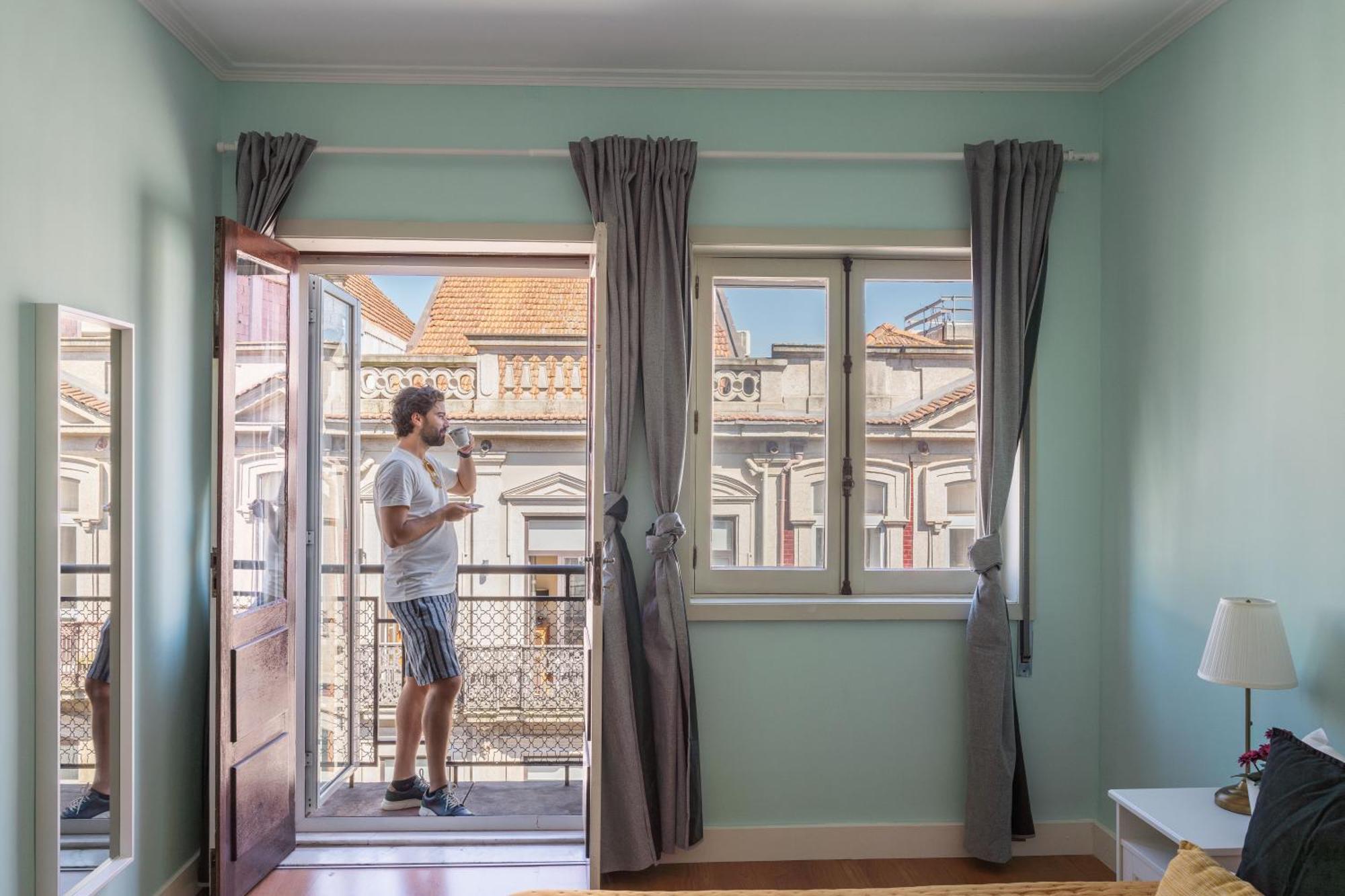 Ferienwohnung Host Wise - Colorful Bright Flat With Balcony Porto Exterior foto