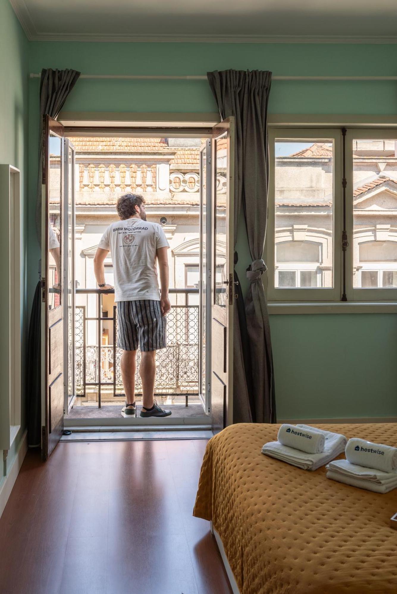 Ferienwohnung Host Wise - Colorful Bright Flat With Balcony Porto Exterior foto