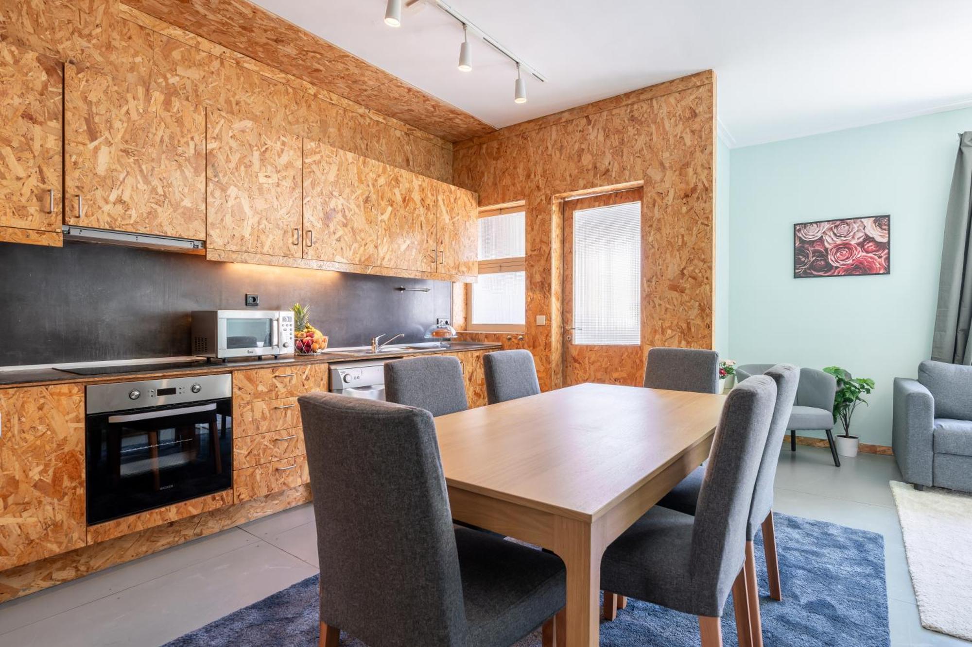 Ferienwohnung Host Wise - Colorful Bright Flat With Balcony Porto Zimmer foto