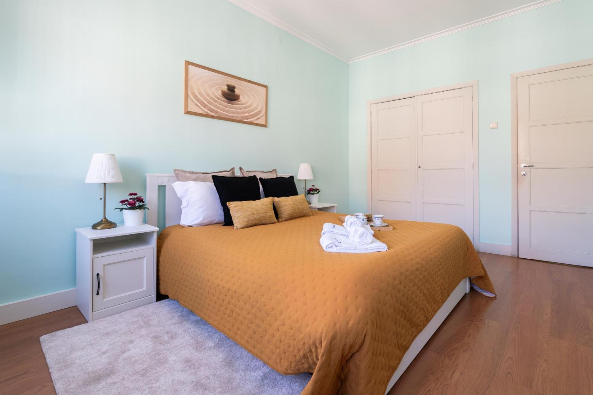 Ferienwohnung Host Wise - Colorful Bright Flat With Balcony Porto Zimmer foto